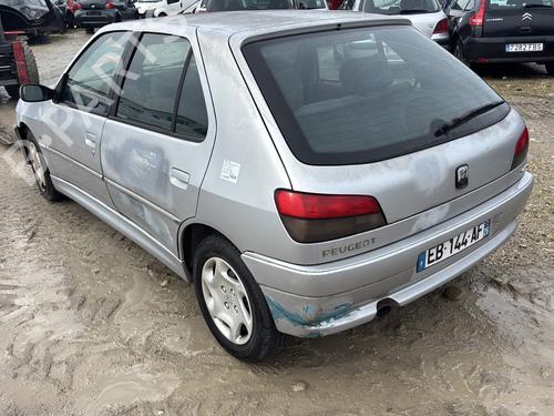 Used Parts PEUGEOT 306 Hatchback (7A, 7C, N3, N5) 4680665