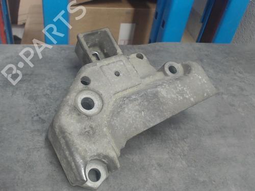 Used Engine mount RENAULT MEGANE I Coach (DA0/1_) 1.6 16V (DA0B, DA04, DA11) (107 hp) 33116303