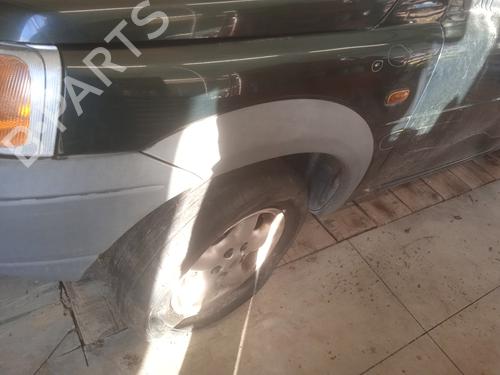 Used Left front fenders LAND ROVER FREELANDER I (L314) 2.0 DI 4x4 (98 hp) 21675431