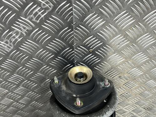 Used Left front steering knuckle Left front steering knuckle PEUGEOT 106 II (1A_, 1C_) 1.1 i (60 hp) 32211996 32211996