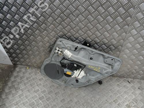 Alzavetro posteriore destra VW BORA I (1J2) 1.9 TDI (110 hp) 30816511