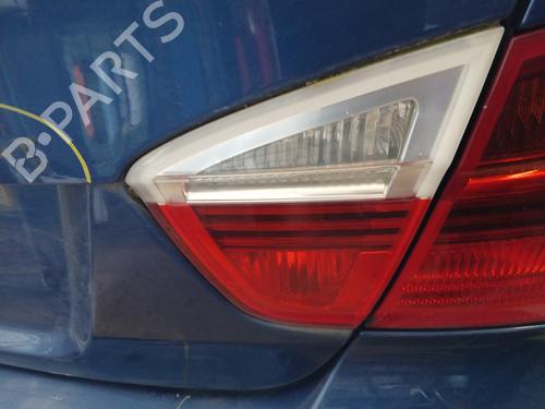 Feu de coffre droit BMW 3 (E90) 320 d (177 hp) 32094945