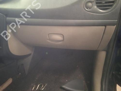 Used Glove box RENAULT CLIO III (BR0/1, CR0/1) 1.5 dCi (C/BR0G, C/BR1G) (68 hp) 21533594