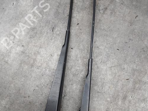 Front windshield wiper arm FIAT STILO Multi Wagon (192_) 1.9 D Multijet | BP32420127C143