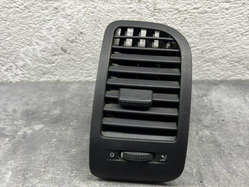 Used Air vent VW POLO (6N2) 1.4 (60 hp) 26931744
