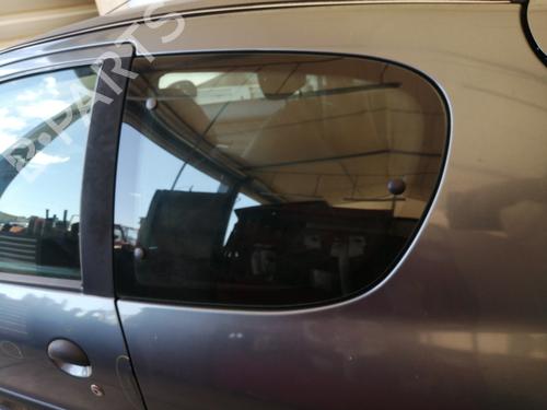 Used Rear left quarter glass PEUGEOT 206 Hatchback (2A/C) 1.4 i (75 hp) 27586154