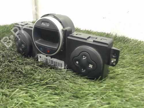 Used Climate control RENAULT CLIO III (BR0/1, CR0/1) 1.5 dCi (BR17, CR17) (86 hp) 20886705