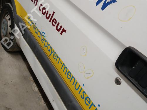 Right slide door RENAULT MASTER II Van (FD) 2.8 dTI (FD0C, FD0F, FD2B, FD2F, FD3C, FD3F) | BP29943025C75