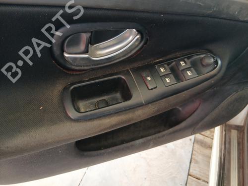 Used Left front window switch PEUGEOT 406 (8B) 2.0 HDI 110 (109 hp) 31998205