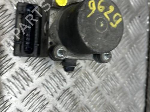 Used ABS pump ABS pump OPEL CORSA C (X01) 1.0 (F08, F68) (60 hp) 20884525 20884525