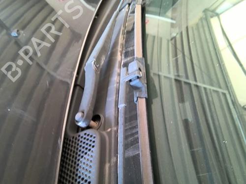 front-windshield-wiper-arm-alfa-romeo-gt-937_-2003-2004-2005-2006-2007-2008-2009-2010-39167885 main image
