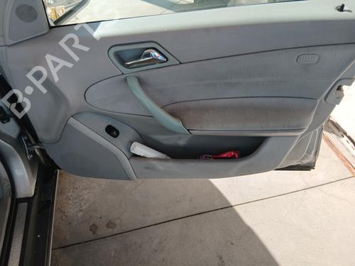 Rudehejsemekanisme Højre foran MERCEDES-BENZ C-CLASS (W203) C 220 CDI (203.006) (136 hp) 30098403