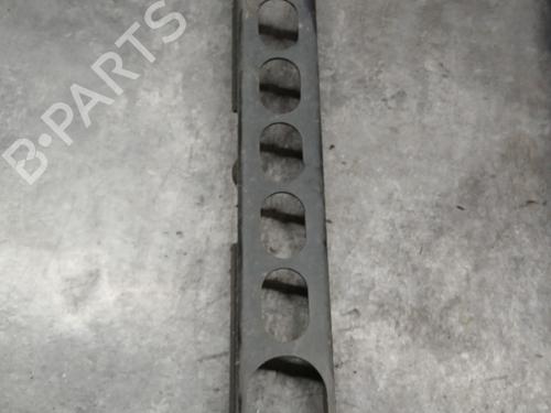 Højre bagtil bærearm BMW X1 (E84) sDrive 18 d (143 hp) 29598177