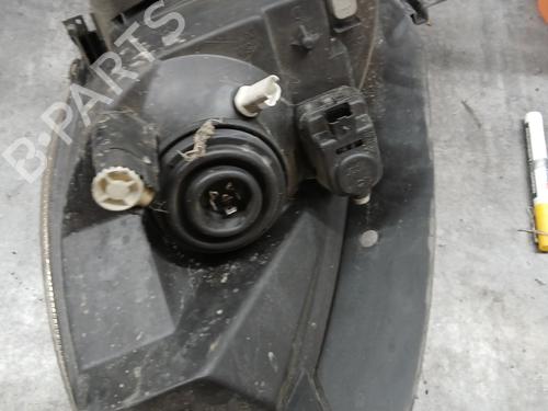 Right headlight CITROËN XSARA PICASSO (N68) 2.0 HDi | BP30642639C29 