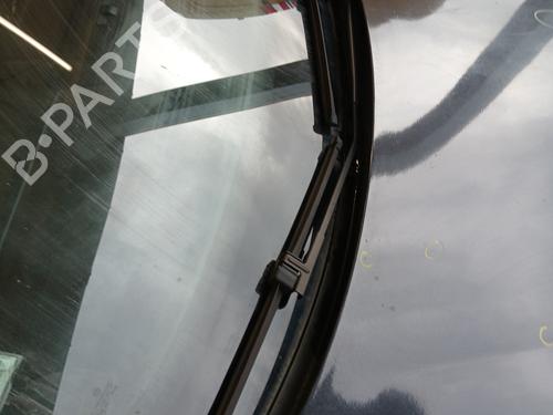 Used Front windshield wiper arm VW GOLF V (1K1) 2.0 TDI (170 hp) 30338769