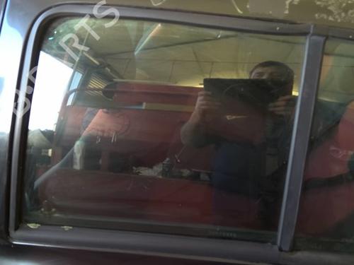 Used Rear left door window Rear left door window 39459570 39459570
