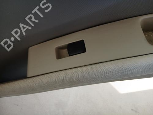 Used Right front window switch NISSAN MICRA III (K12) 1.5 dCi (65 hp) 29359203