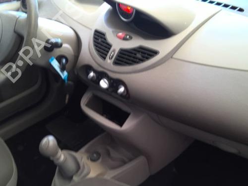 Instrumentbræt RENAULT TWINGO II (CN0_) 1.2 16V (CN0K, CN0V, CN0A) | BP39422966C46 - Image 8
