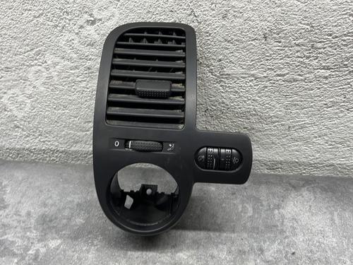 Used Air vent VW POLO (6N2) 1.4 (60 hp) 26931746