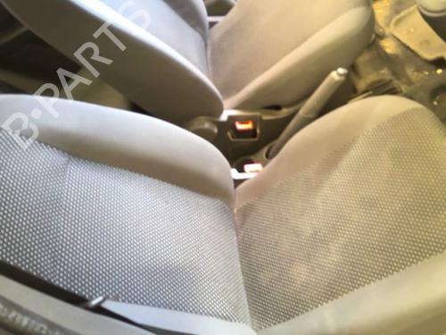 Used Right front seat Right front seat 39477103 39477103