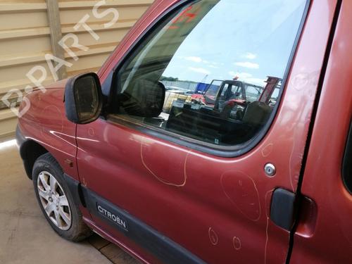 Left front door CITROËN BERLINGO / BERLINGO FIRST Box Body/MPV (M_) 1.9 D 70 (MBWJZ, MCWJZ) | BP26683337C2 