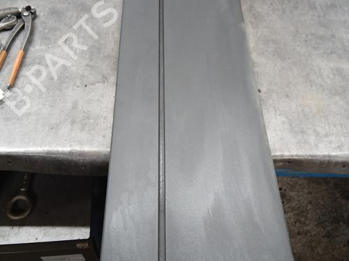 Dørliste RENAULT SUPER 5 (B/C40_) 1.1 (48 hp) 32517247