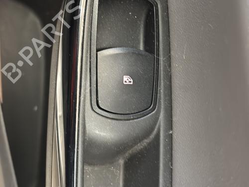Used Right front window switch Right front window switch OPEL CORSA E (X15) 1.3 CDTI (08, 68) (75 hp) 31279549 31279549