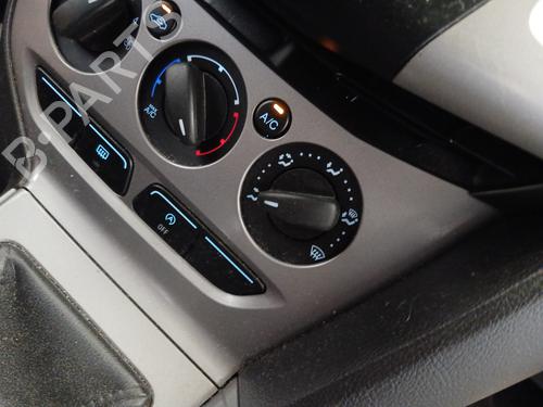 Used Climate control Climate control FORD FOCUS III Turnier 1.0 EcoBoost (100 hp) 33181700 33181700