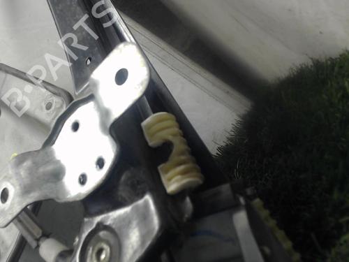 Used Front right window mechanism Front right window mechanism VW GOLF V (1K1) 1.9 TDI (105 hp) 20882795 20882795