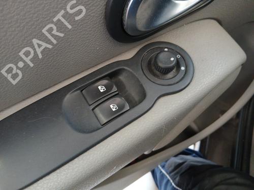 Left front window switch RENAULT MODUS / GRAND MODUS (F/JP0_) 1.5 dCi (FP0D, JP0D) | BP31330027I27