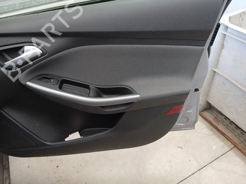 Used Front right window mechanism Front right window mechanism FORD FOCUS III Turnier 1.0 EcoBoost (100 hp) 33181706 33181706