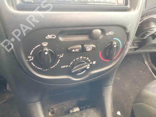 Used Climate control PEUGEOT 206 Hatchback (2A/C) 2.0 HDI 90 (90 hp) 26504410