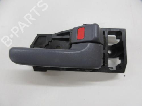 Used Rear right interior door handle Rear right interior door handle TOYOTA PICNIC (_XM1_) 2.2 D (CMX10_, CXM10G) (90 hp) 22106576 22106576