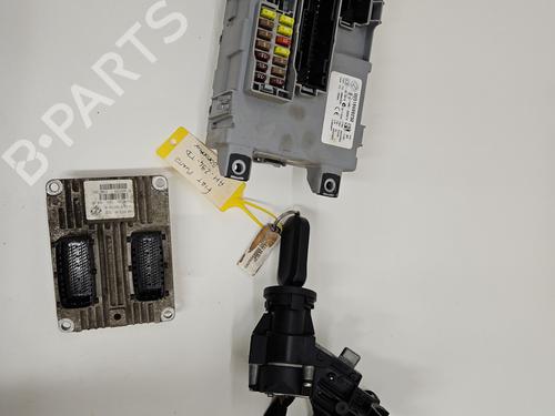 Used Electronic module FIAT GRANDE PUNTO (199_) 1.2 (65 hp) 25879597