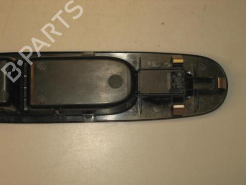 Used Right front window switch Right front window switch FIAT PUNTO EVO (199_) 1.3 D Multijet (199AXC1A, 199BXC1A, 199AXT1A, 199BXT1A) (75 hp) 20907260 20907260