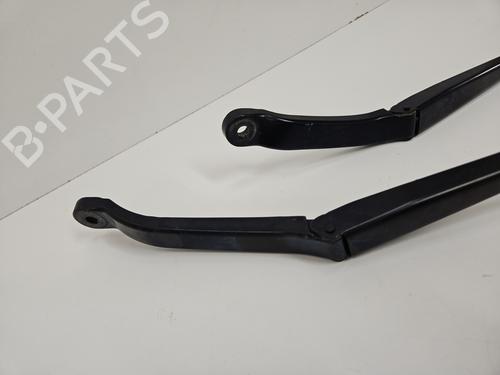 front-windshield-wiper-arm-fiat-500x-334_-2014-24054920 main image