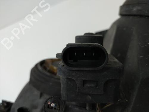 Right headlight RENAULT CLIO II (BB_, CB_) 1.9 dTi (B/CB0U) | BP20899904C29 