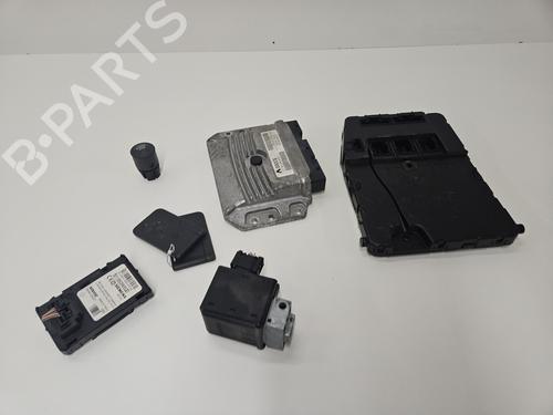 Used Electronic module RENAULT SCÉNIC II (JM0/1_) 1.6 (JM0C, JM0J, JM1B) (113 hp) 30380856