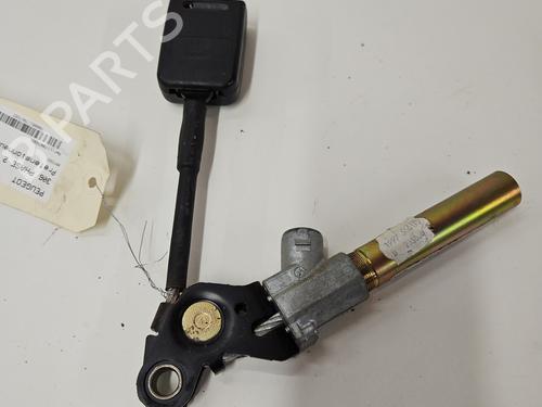 Używane Napinacz pasa bezpieczeństwa przedni prawy PEUGEOT 306 Hatchback (7A, 7C, N3, N5) 1.9 D (68 hp) 30923145