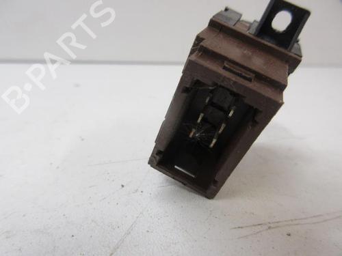 Used Left front window switch RENAULT ESPACE III (JE0_) 2.2 dCi (JE0K) (130 hp) 25267228