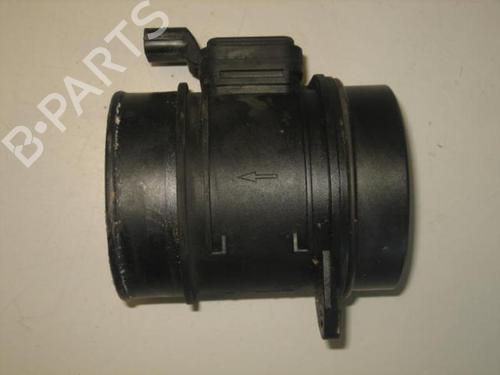 Used Mass air flow sensor Mass air flow sensor RENAULT MASTER III Van (FV) 2.3 dCi 125 FWD (FV0C, FV0D, FV0G, FV0H, FV0J, FV0K,... (125 hp) 22106017 22106017
