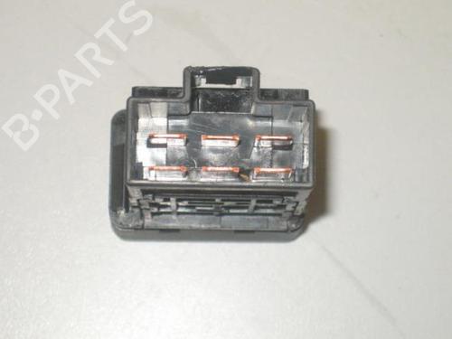 Used Switch Switch NISSAN NAVARA (D22) 2.5 D 4x4 (133 hp) 22104991 22104991