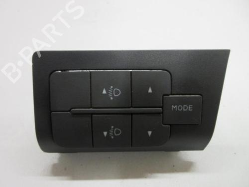 Used Headlight switch PEUGEOT BOXER Van 2.2 HDi 120 (120 hp) 22107828