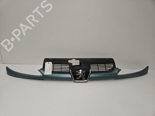 Used Grille PEUGEOT 206 Hatchback (2A/C) 1.9 D (69 hp) 29549805