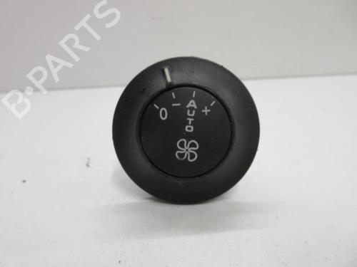 climate-control-peugeot-807-eb_-20-hdi-2002-22107787 main image