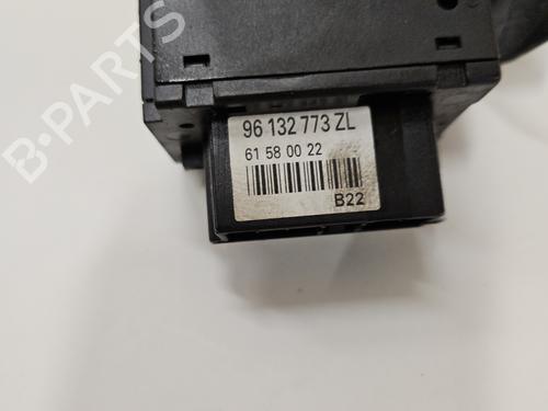 steering-column-stalk-citroen-evasion-mpv-22-u6-1994-1995-1996-1997-1998-1999-2000-2001-2002-31020006 main image