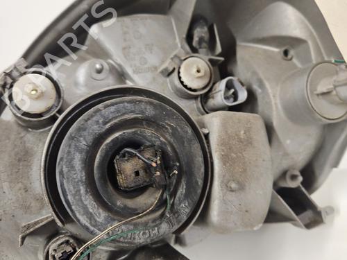 Right headlight TOYOTA YARIS (_P1_) 1.3 (NCP10, SCP12_) | BP30555570C29 