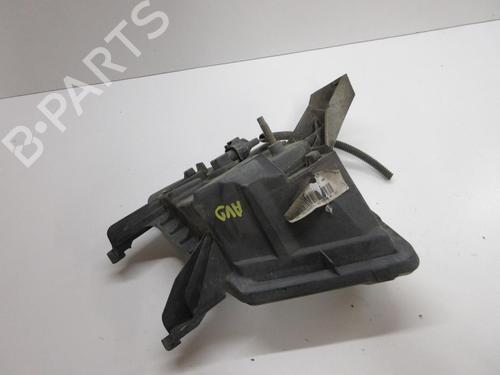 Used Right front fog light PEUGEOT 407 (6D_) 2.0 HDi 135 (6DRHRH, 6DRHRE, 6DRHRG, 6DRHRJ) (136 hp) 20891119