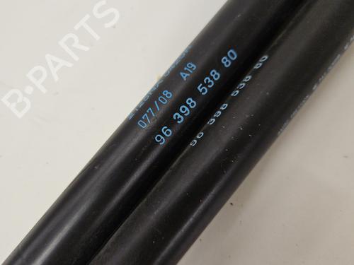 Used Tailgate lift support Tailgate lift support 33714431 33714431