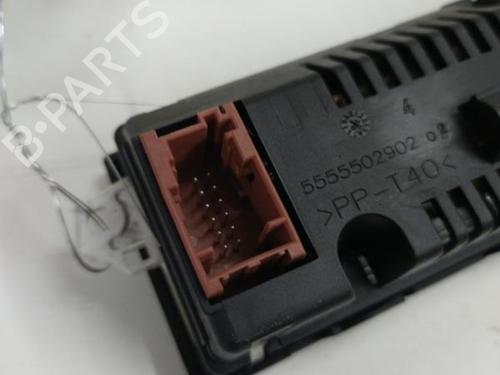 Used Display monitor Display monitor CITROËN C3 II (SC_) 1.6 HDi (92 hp) 20888282 20888282